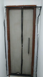 Net Magnetic Foldable Door Curtains